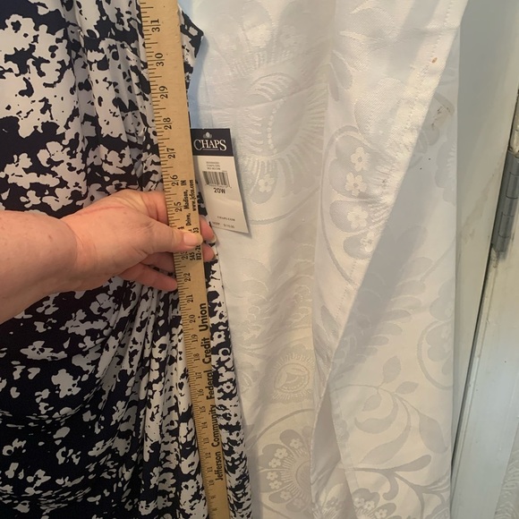 NEW Chaps Dress Women’s Size20 Navy&White Printed with Cap Sleeve with ruching - Picture 10 of 11